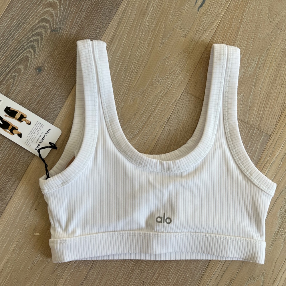 Alo Yoga Wellness Bra White Small